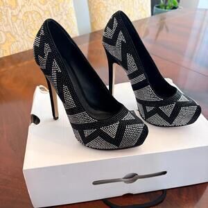 ALDO Black and Silver Chevron Rhinestone Zigzap Platform Pumps Size 6